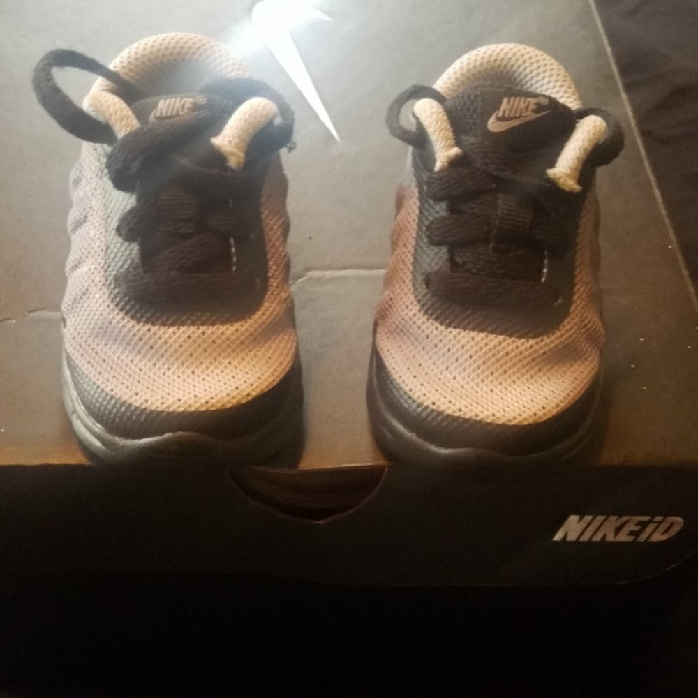 Little toddler airmax